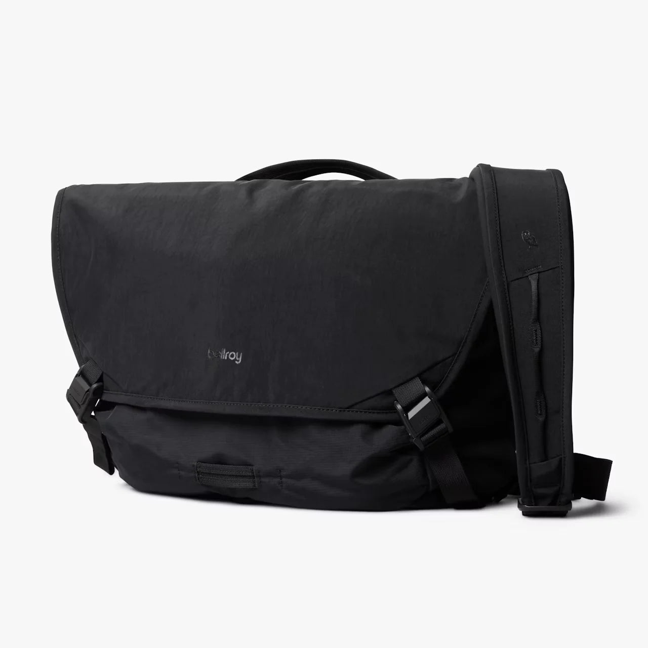 Venture Messenger 16