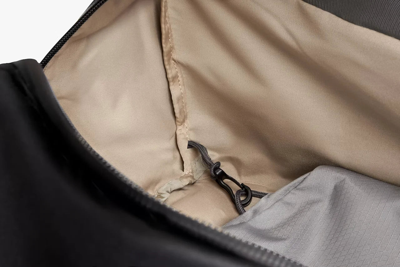 Venture Duffel 55L - Image 5